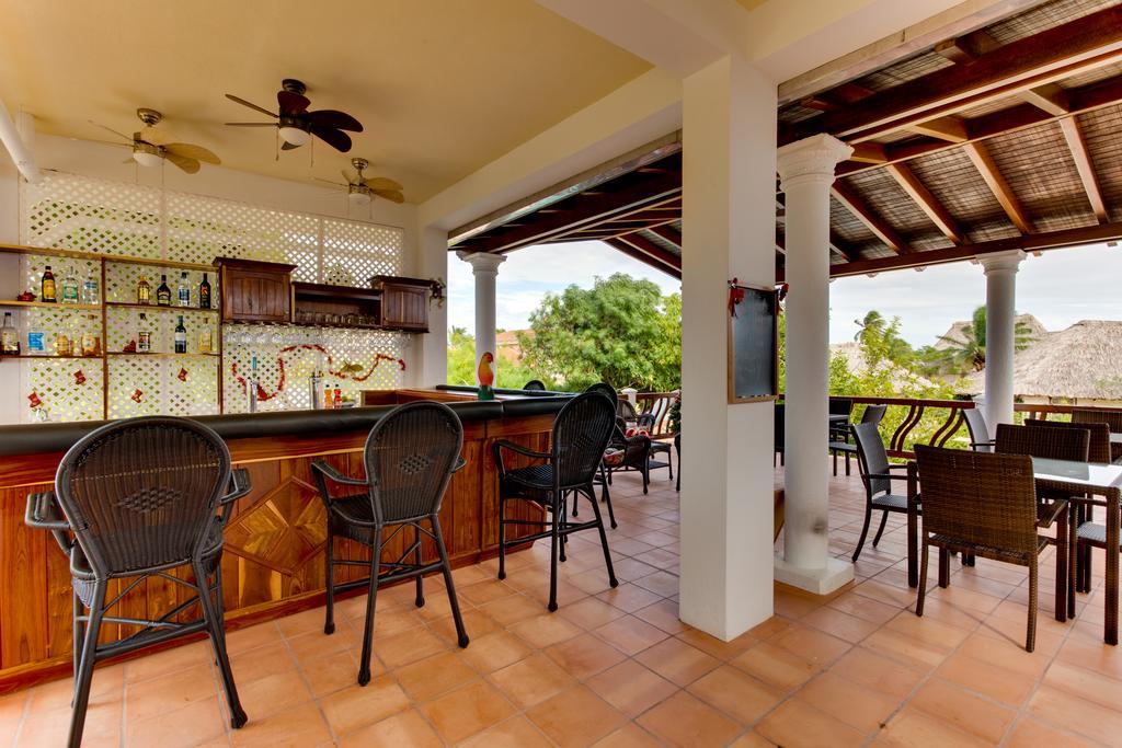 Caribbean Shores Bed & Breakfast Dangriga Exteriér fotografie