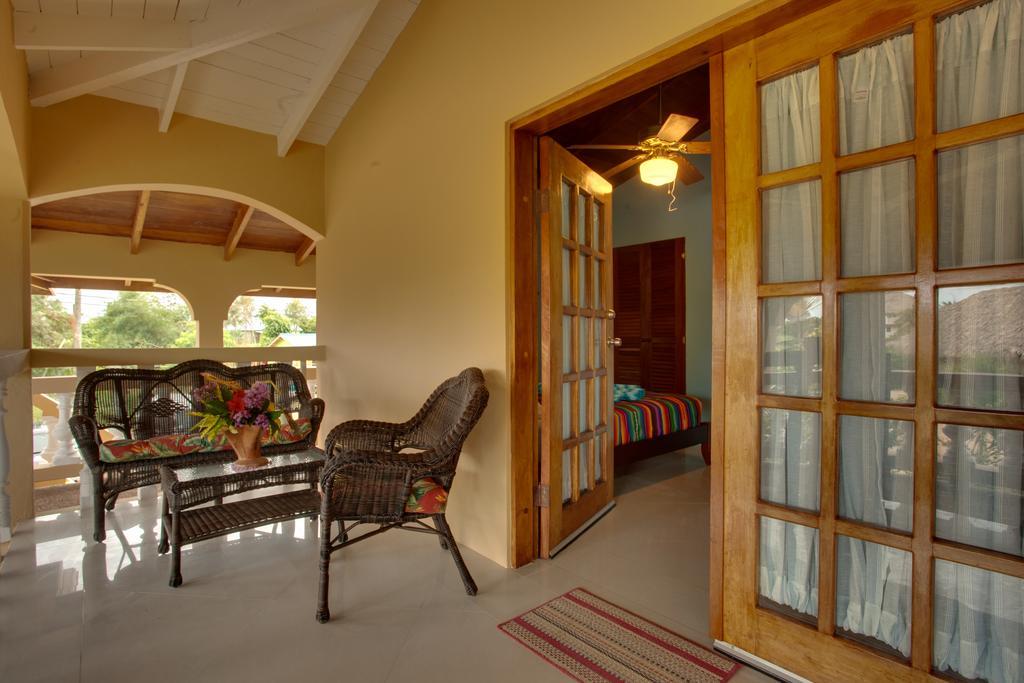 Caribbean Shores Bed & Breakfast Dangriga Pokoj fotografie