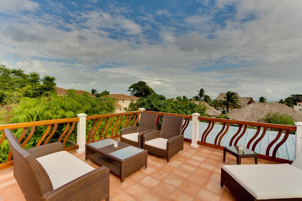 Caribbean Shores Bed & Breakfast Dangriga Exteriér fotografie