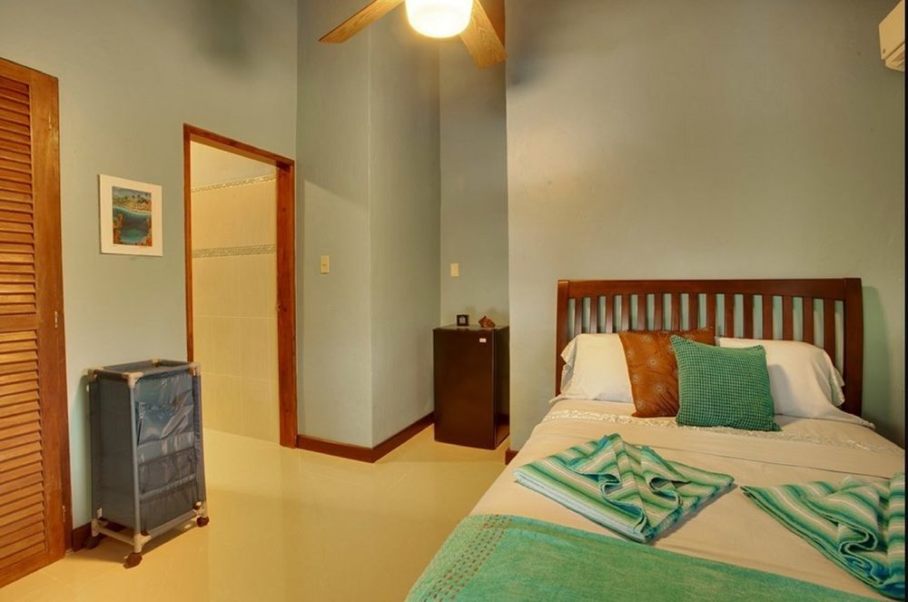 Caribbean Shores Bed & Breakfast Dangriga Exteriér fotografie