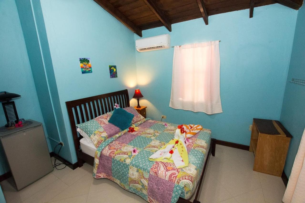 Caribbean Shores Bed & Breakfast Dangriga Exteriér fotografie